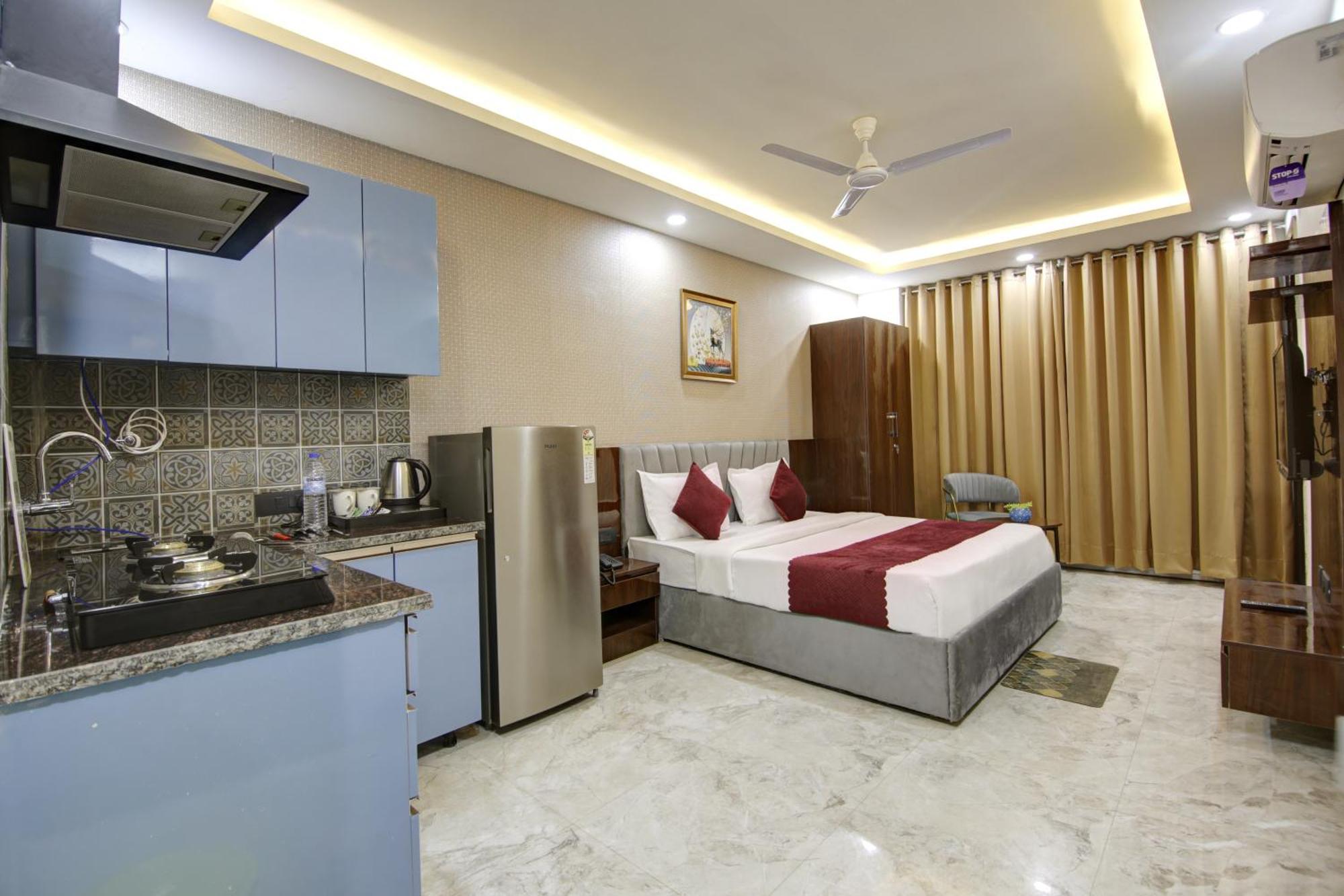 Limewood Stay - Millennium Huda City Center Gurgaon Exterior photo
