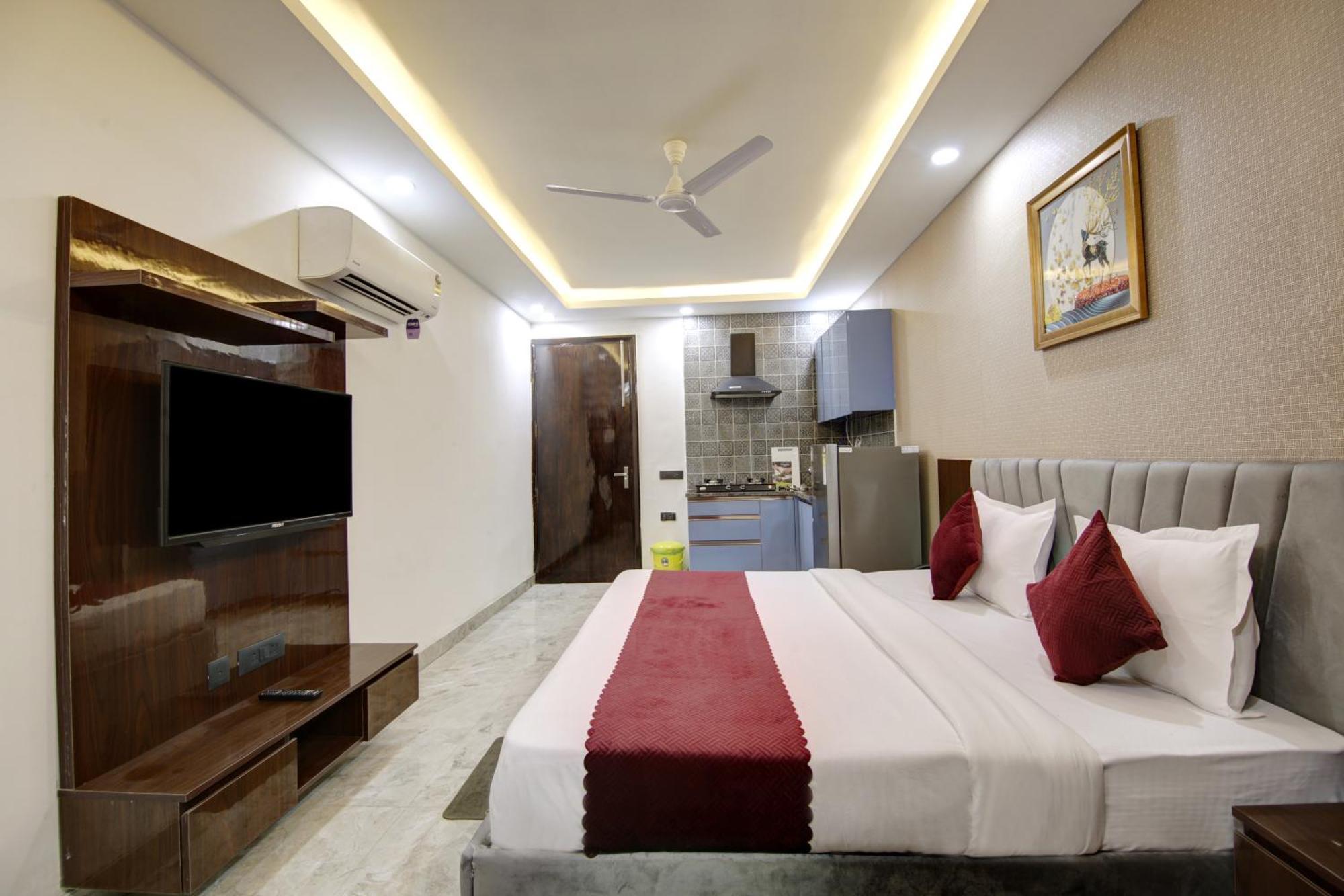 Limewood Stay - Millennium Huda City Center Gurgaon Exterior photo